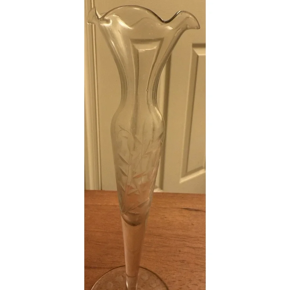 Vintage Etched Glass‎ Bud Vase Grapevine 8